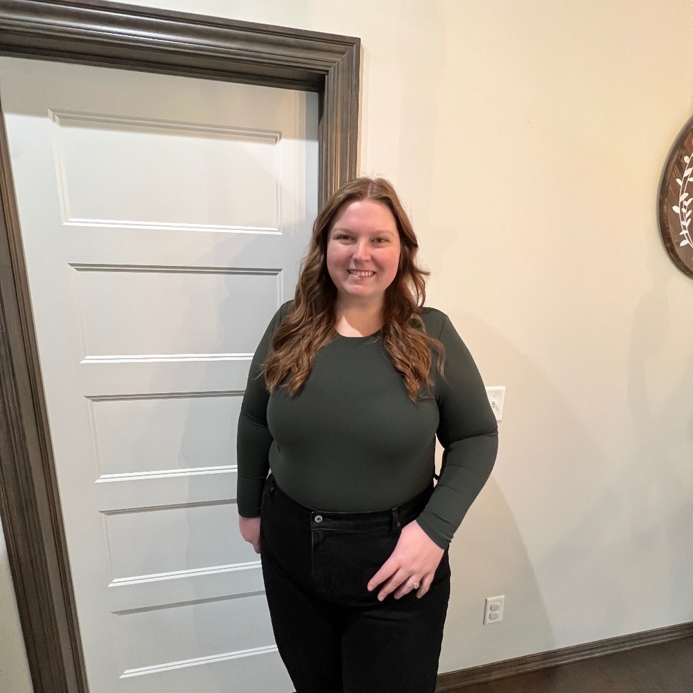 Meet your Posher, Elizabeth